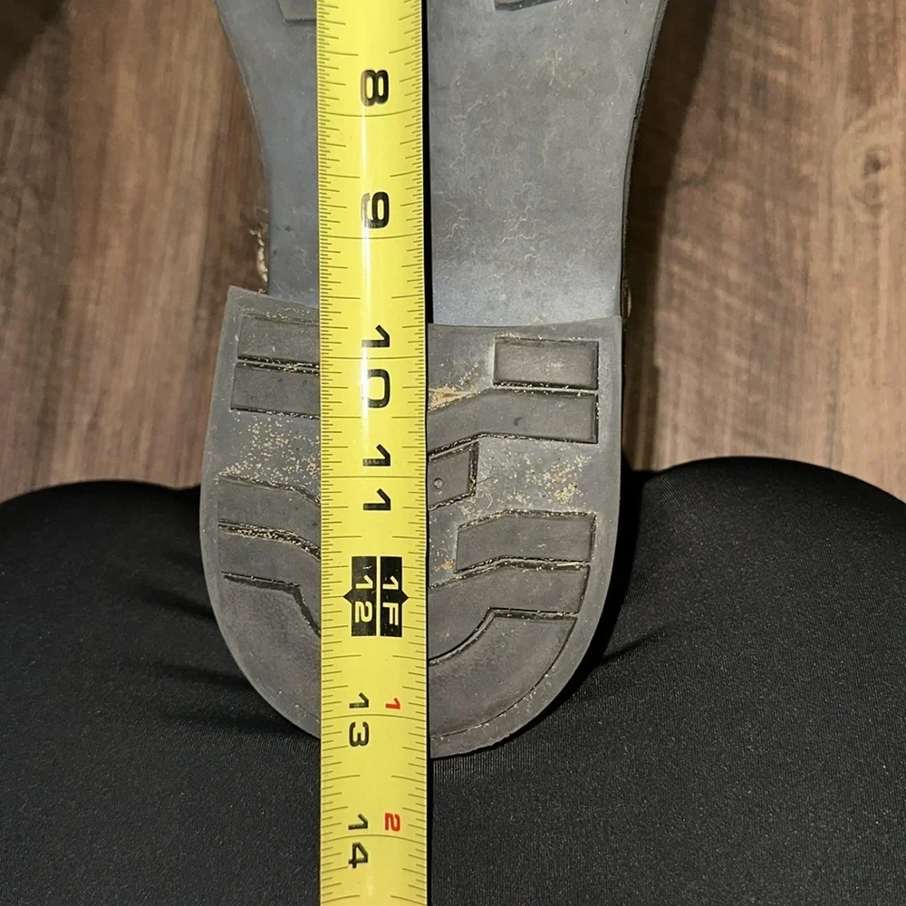 Men’s Clarks Side Zip‎ Boots Brown size is worn off but I believe they are 13